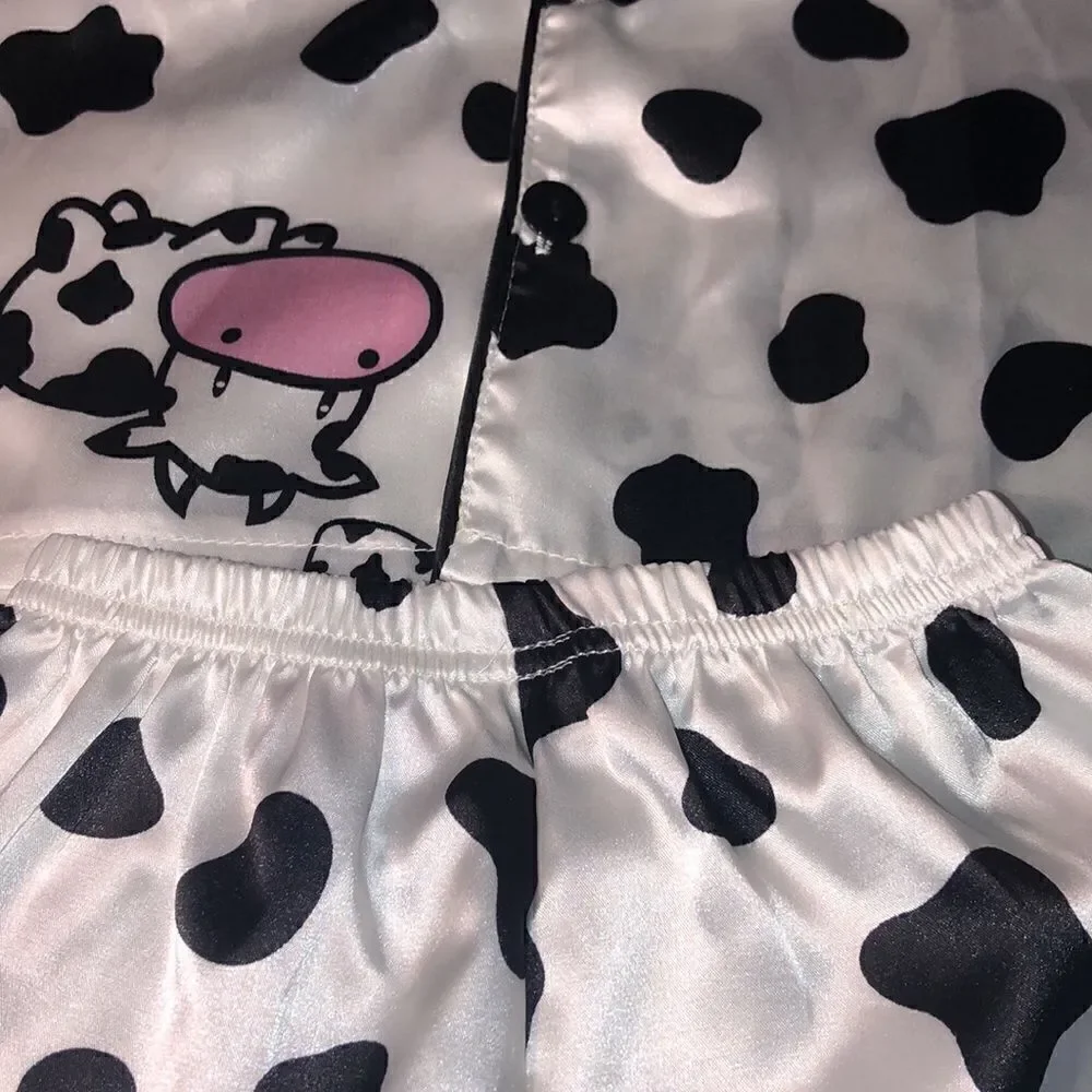 Moo 🐮 cow 🐄 Comfy Costume, sleep 😴 wear or playtime Soft poly stretch spandex